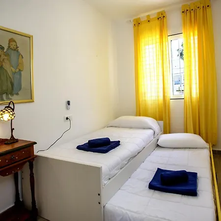 Appartement Jardines De Iii-4 By Interhome